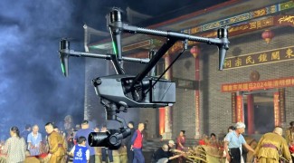 瞧见不一样的世界--无人机航拍公益讲座